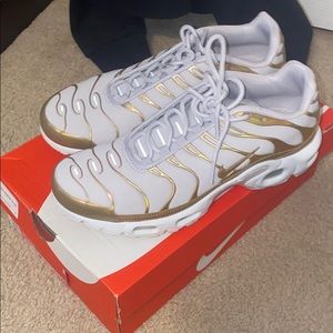 women’s air max plus